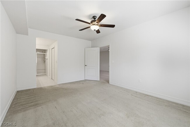 Building Photo - 7823 Regal Heron Cir