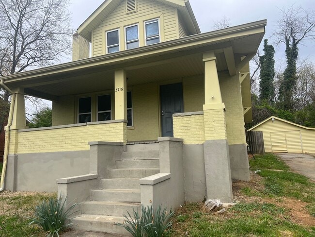 Building Photo - COMING SOON--3715 Hershberger Rd 3bed/1.5 bath $1495