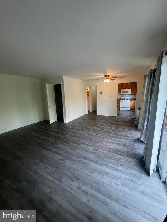 Building Photo - 4120 Mangalore Dr