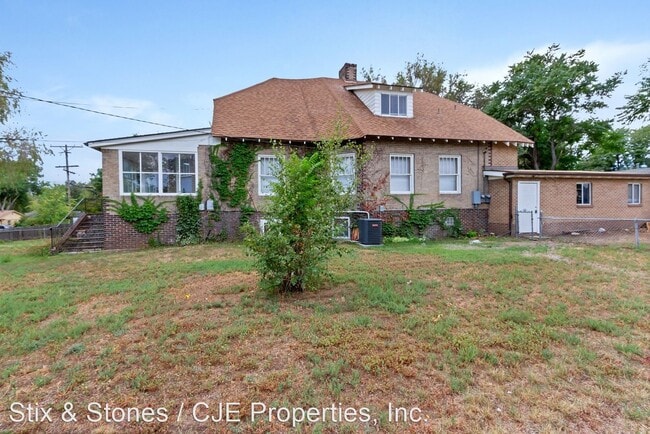 Building Photo - 4645 Newland St