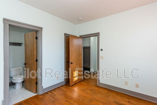 Building Photo - 1806 DeKalb Ave NE