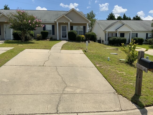 Building Photo - 127 Linville Ct