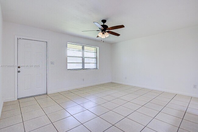 Building Photo - 25442 SW 107th Ave