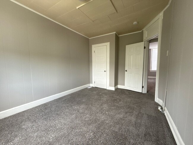 Building Photo - Two-bedroom house in Baltimore