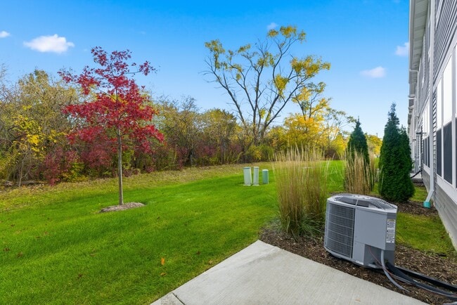 Building Photo - 2666 Martini St