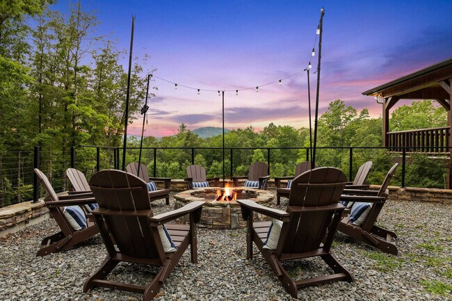 Building Photo - 181 Sugar Mountain Rd