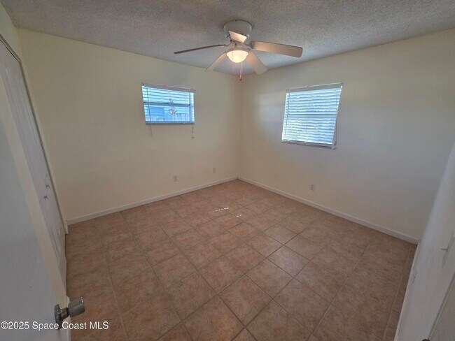 Building Photo - 2615 St Michel Ave