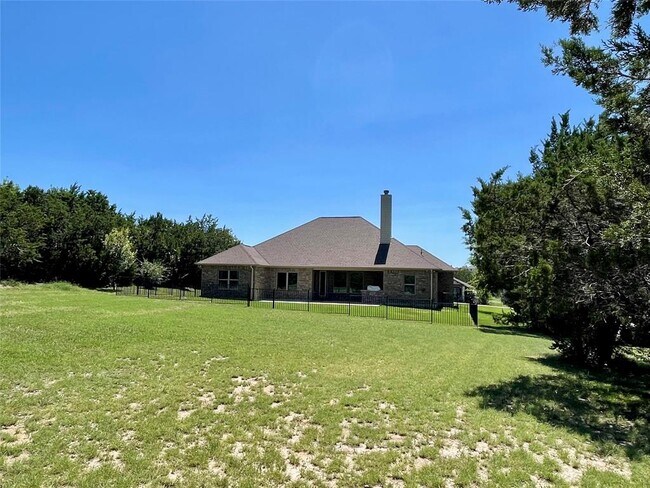 Building Photo - 145 Milestone Rd