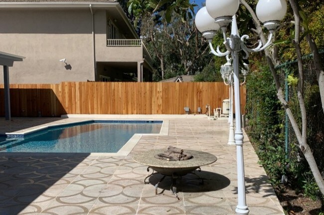 Building Photo - 4595 De Celis Pl