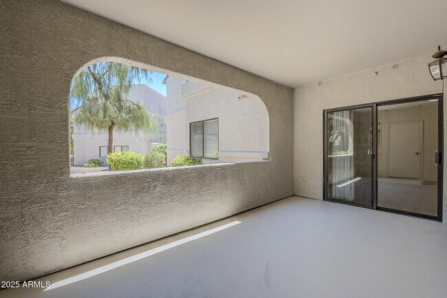 Building Photo - 9455 E Raintree Dr