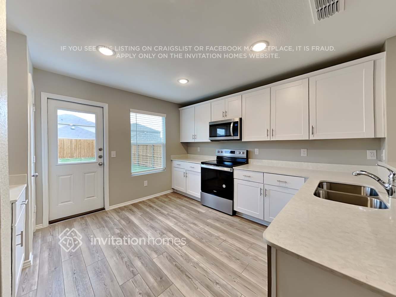 Building Photo - 1007 Clear Dusk Ln