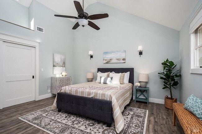 Building Photo - 4 Belle Ave