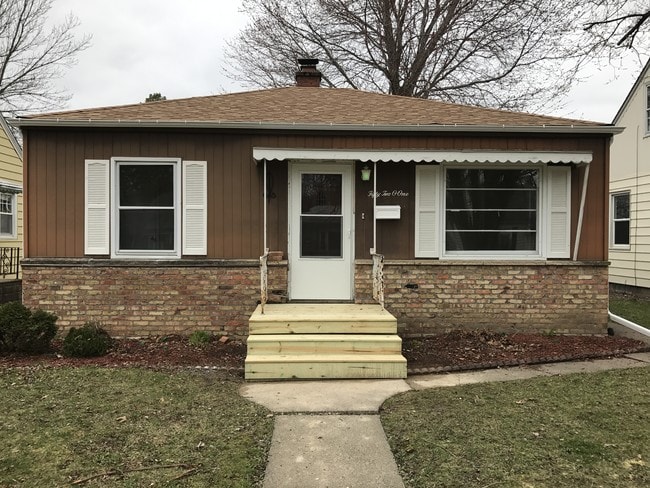 Building Photo - 5201 11th Avenue A