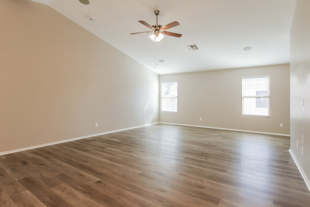 Building Photo - 12056 W Caribbean Ln