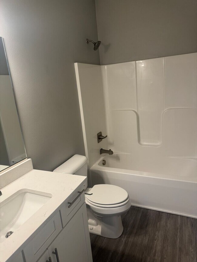 Building Photo - 8879 Primo Ln