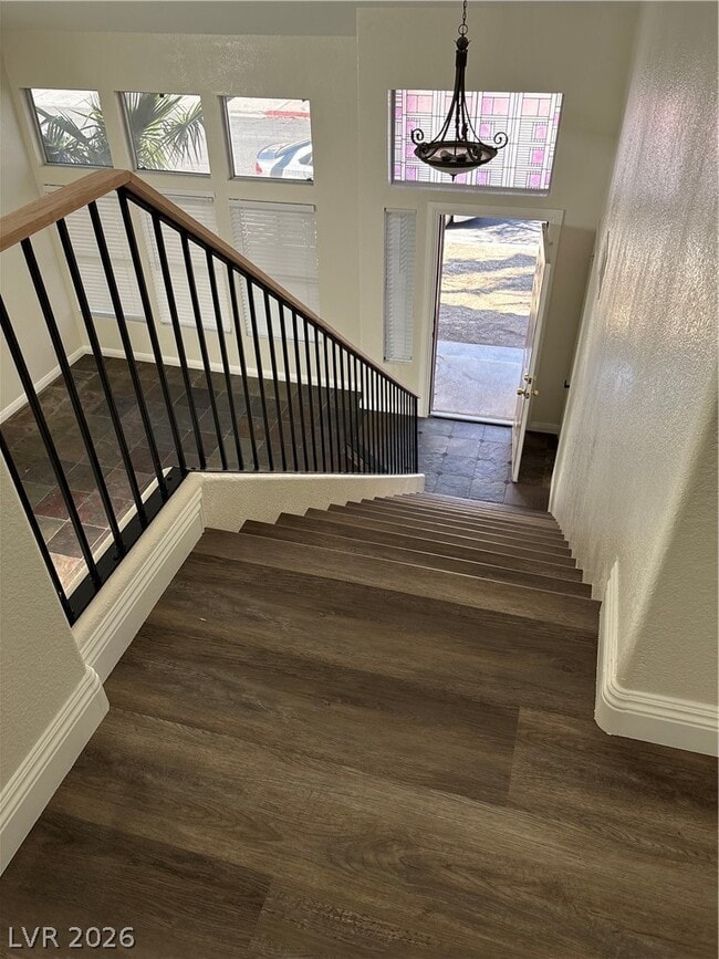 Building Photo - 2670 Ridgewater Cir