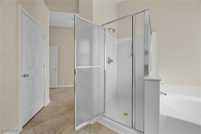 Building Photo - 10381 Pilot Mountain Ct