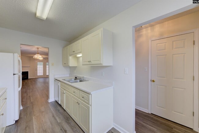 Building Photo - 229 Deer Hound Trail