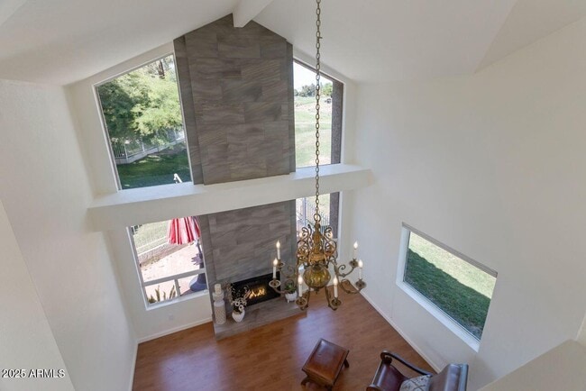 Building Photo - 4020 E Laurel Ln