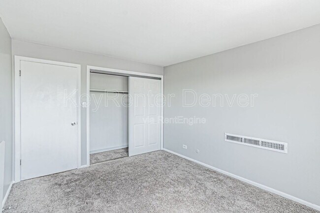 Building Photo - 1366 Garfield St