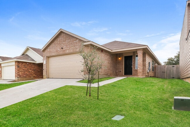 Building Photo - 2044 Oakwood Forest Dr