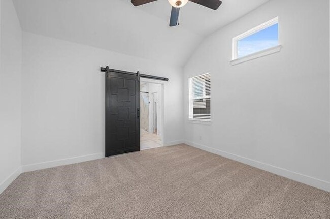 Building Photo - 1308 Shaded Rock Dr