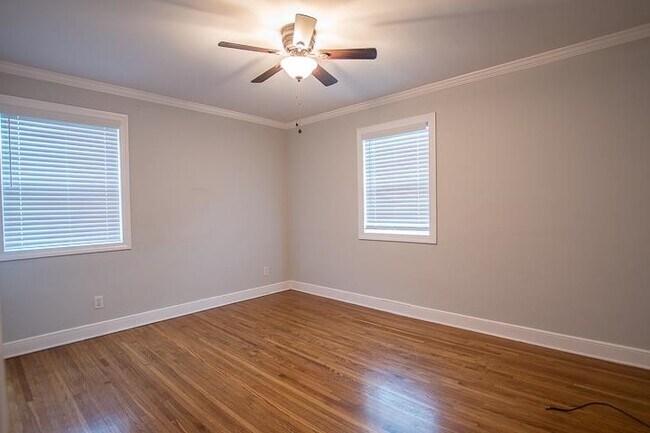 Building Photo - 3780 Cardinal Ave