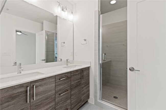 Building Photo - 1292 Chelsea Cir NW