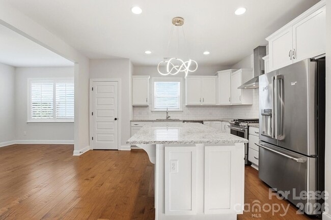 Building Photo - 6532 Wildbrook Dr