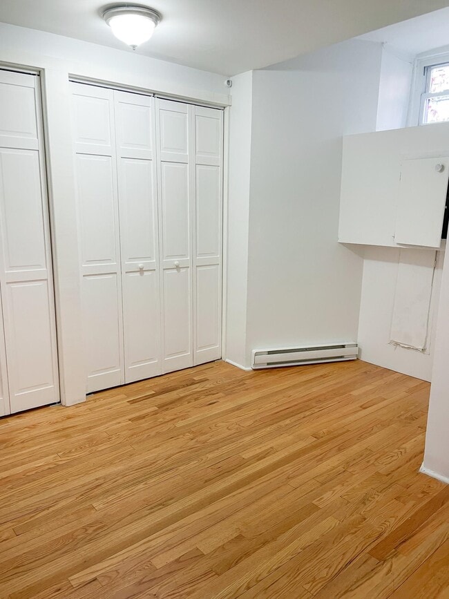 Building Photo - 802 Palisade Ave