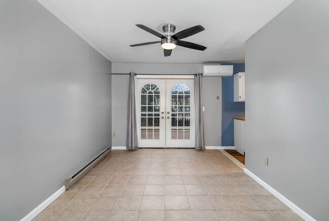 Building Photo - West Shore School District Town-Home For R...
