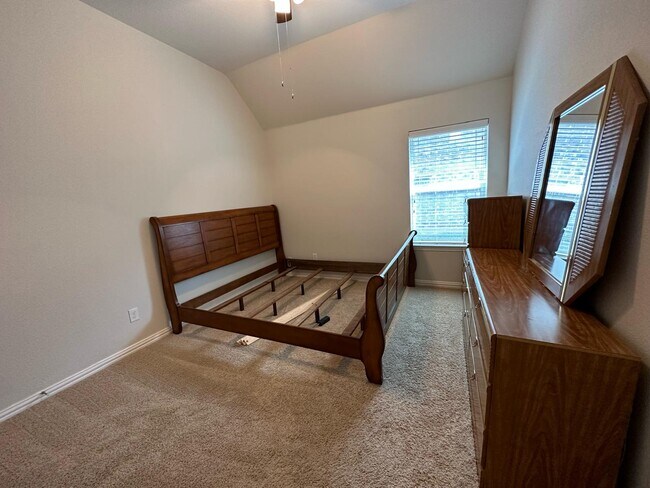 Building Photo - 2448 Elm Valley Dr