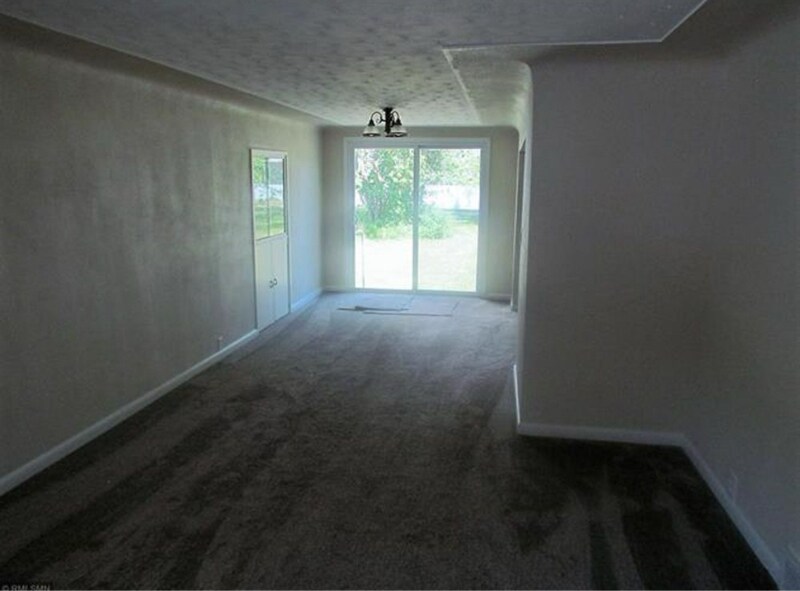 Building Photo - 306 4th Ave NE