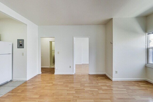 Building Photo - 1707 36th Ave