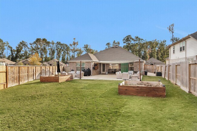 Building Photo - 8217 Boundary Waters Dr