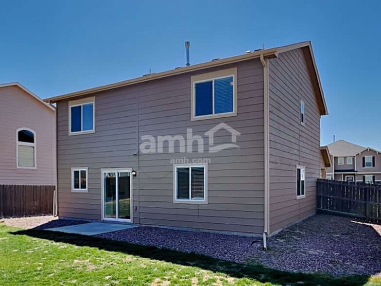 Building Photo - 9534 Sand Myrtle Dr