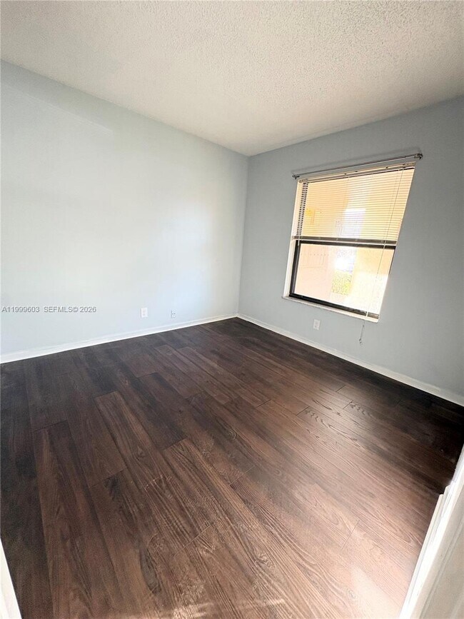 Building Photo - 21904 Lake Forest Cir