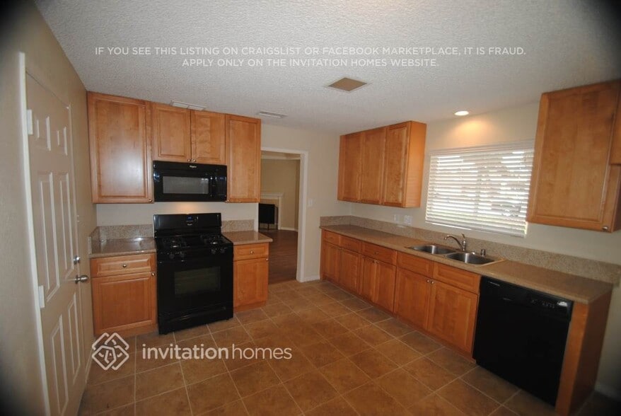 Building Photo - 150 Bryn Mawr Rd