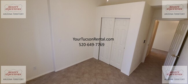 Building Photo - Starr Pass Shadows 4 bedrooms and 2 bathrooms