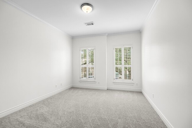 Building Photo - 4026 Gramercy St