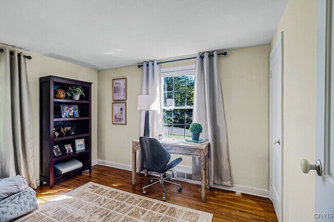 Building Photo - 15 Fineview Dr
