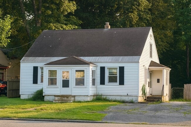 3 Bed 1 Bath – On Rental Millbrook Road - 3 Bed 1 Bath –  On Rental Millbrook Road