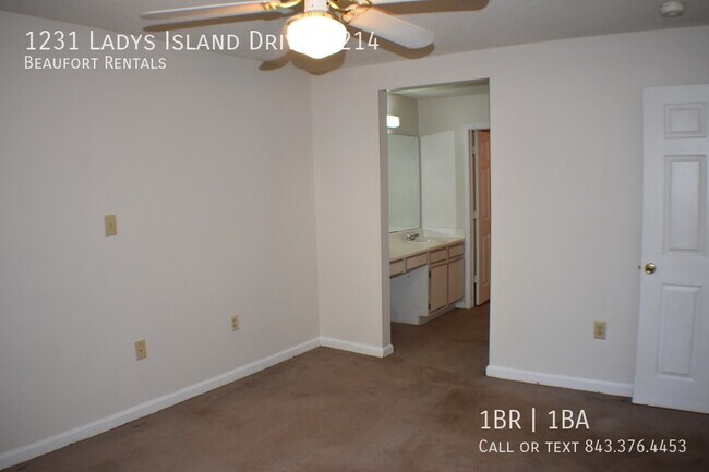 Building Photo - 1231 Ladys Island Dr