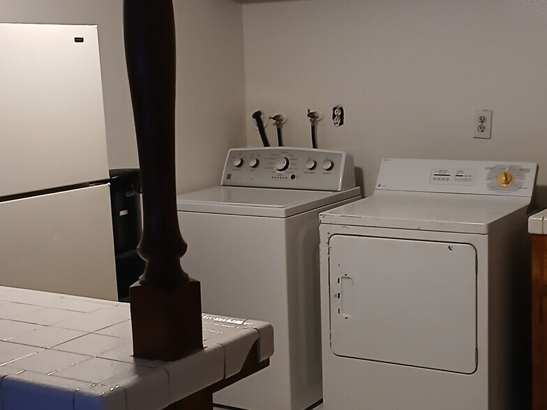 Laundry - 1823 S 5th St