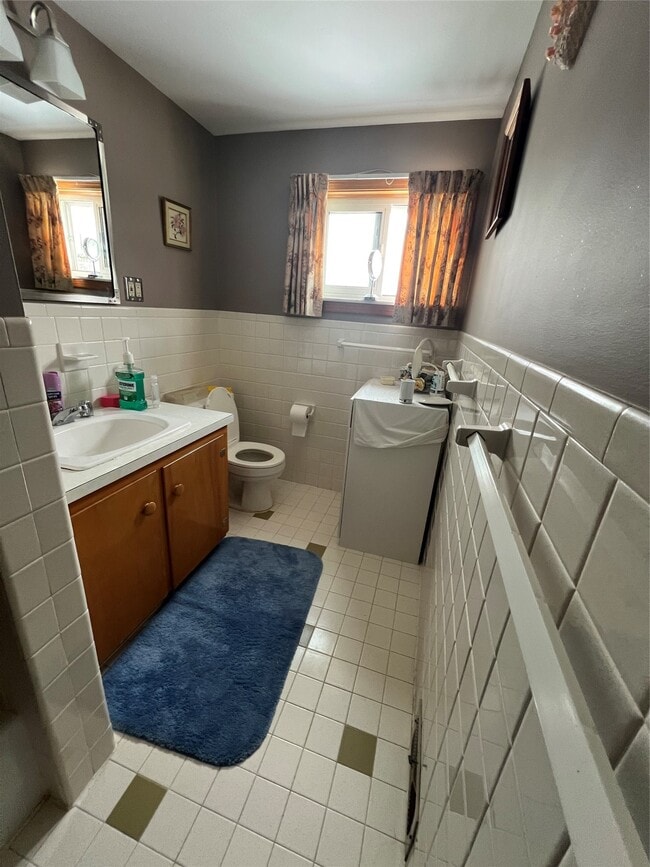 Building Photo - 1005 Murray Hill Rd