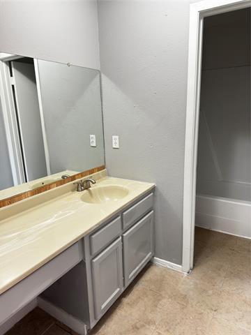 Building Photo - 5410 Brookhollow Dr