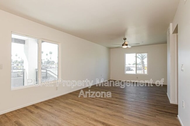 Building Photo - 6077 N 60th Ave