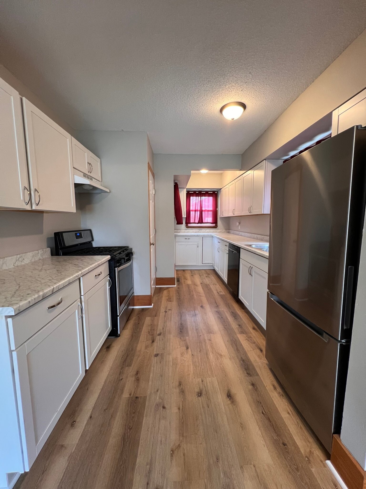 Building Photo - 1106 Arthur Ave