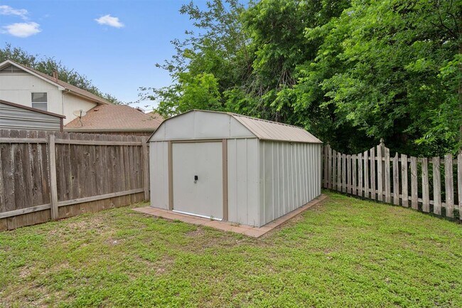 Building Photo - 16303 Ascent Cove