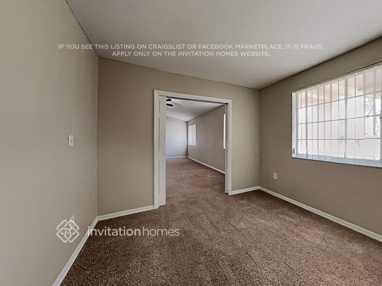 Building Photo - 15008 SW 112th Ln